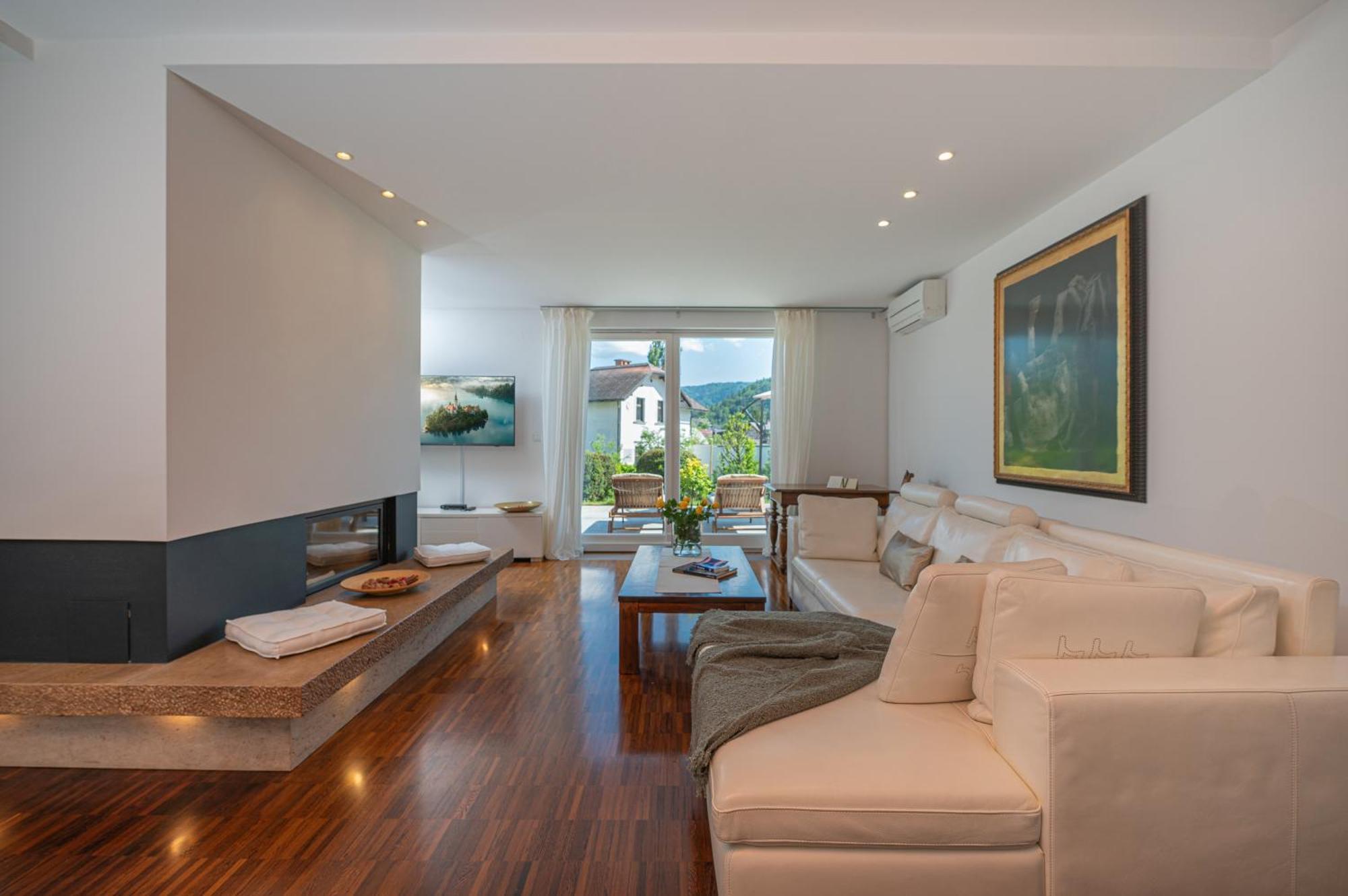 Luxury Apartment Nana Bled Ngoại thất bức ảnh