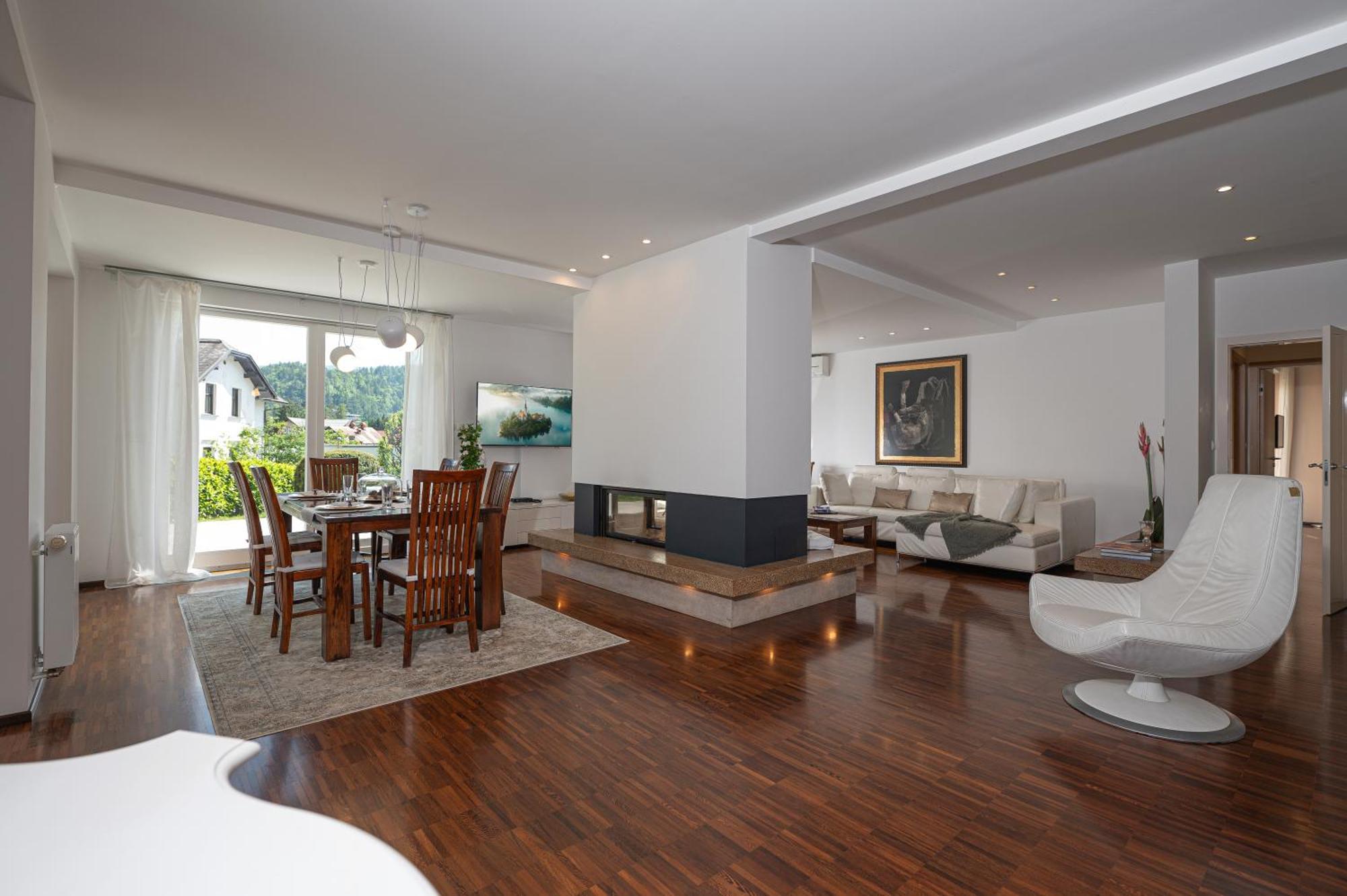 Luxury Apartment Nana Bled Ngoại thất bức ảnh