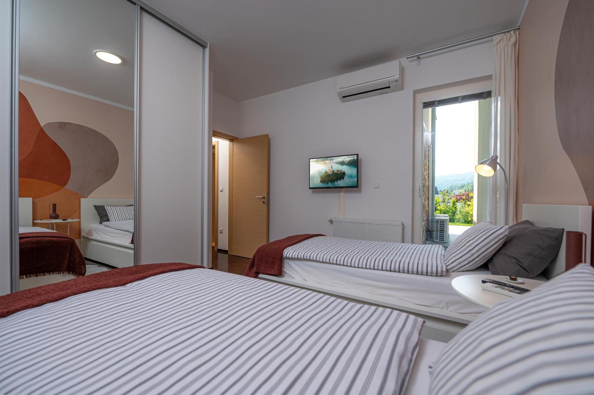 Luxury Apartment Nana Bled Ngoại thất bức ảnh