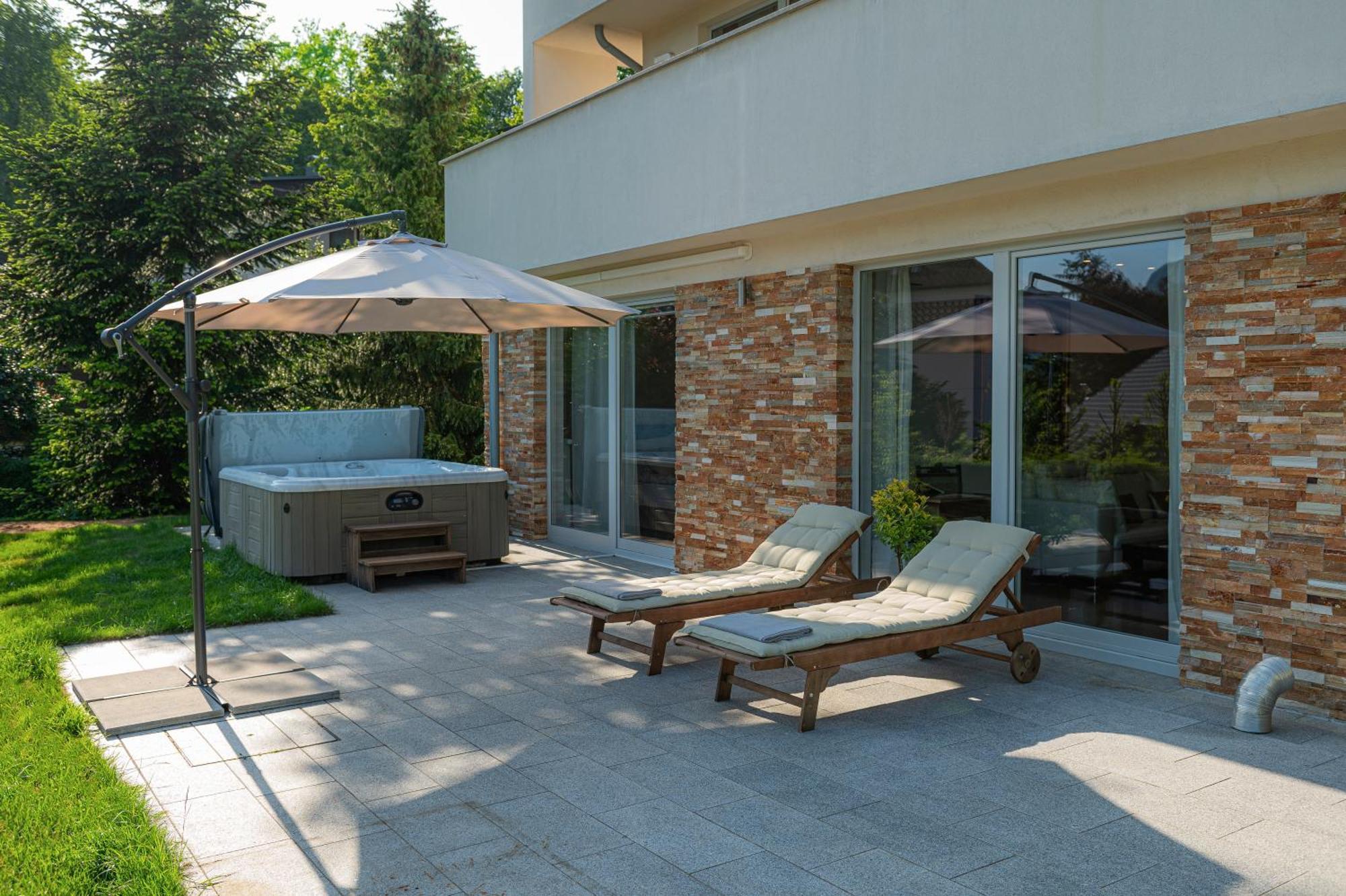 Luxury Apartment Nana Bled Ngoại thất bức ảnh